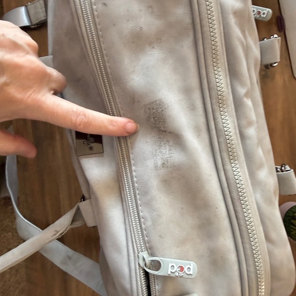 Elegant Gray Baby Bag by Bizzi Growin - Picture 8 of 13